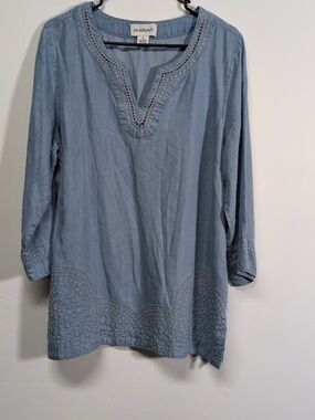 Peck & Peck Chambray Embroidered Blouse Women's Size M